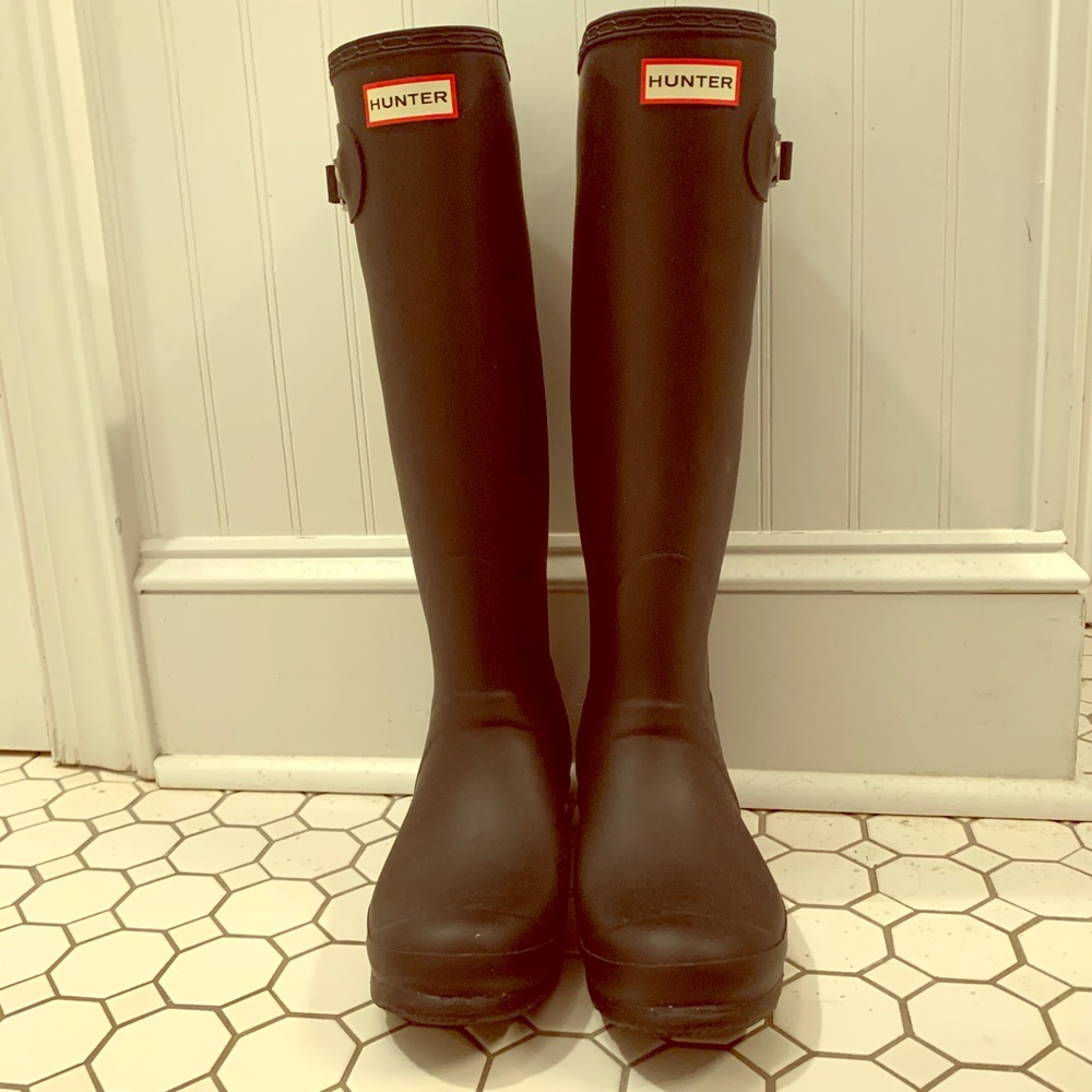 Hunter matte tall rain boots - PERFECT condition